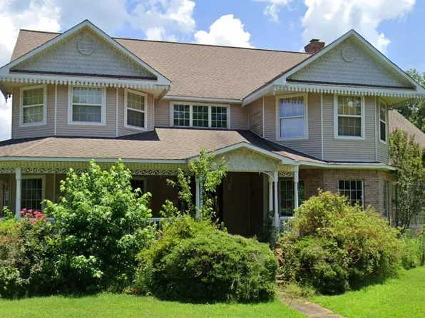 104 N 3rd St, Gillett, AR 72055