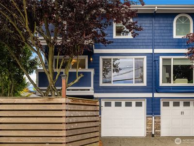 2344 44th Avenue SW #B, Seattle, WA, 98116