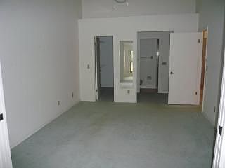 4th image of 1535 Rebecca Ln #502