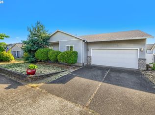 710 Mary Dr, Molalla, OR 97038