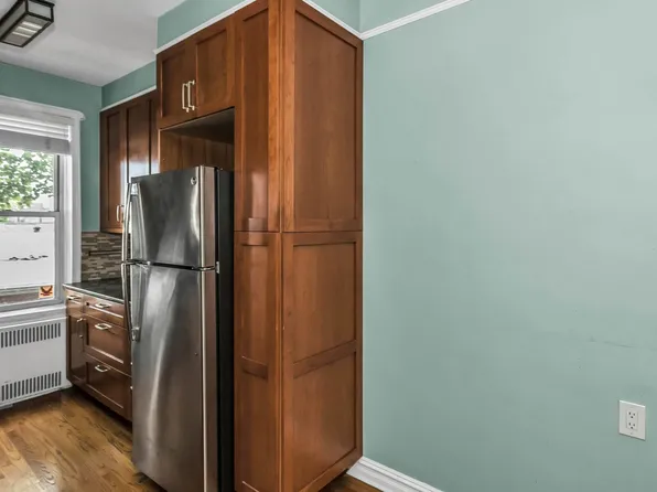 111-39 76th Road image 9 of 16