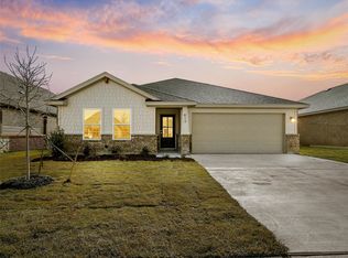 413 Rose Ave, Cleburne, TX 76033