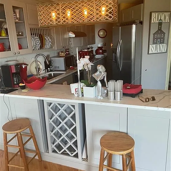 1204 Capella St S — Photo 9