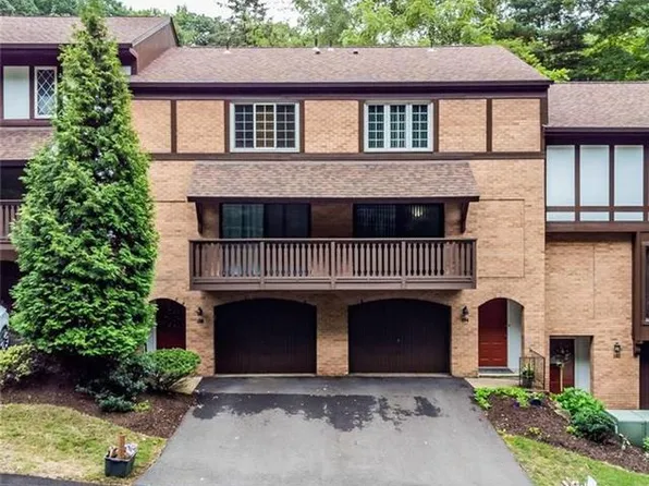 104 Woodbridge Dr, Pittsburgh, PA 15237