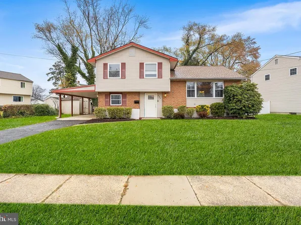 206 Colonial Rd, Edgewater Park, NJ 08010