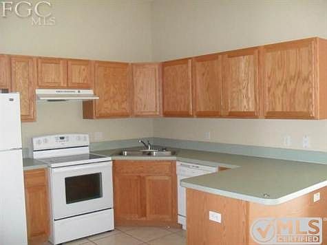 2nd image of 205 Schoolside Dr