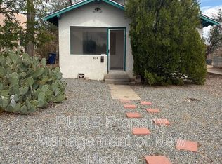 404 Harvard Dr SE, Albuquerque, NM 87106
