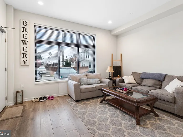 362 Monastery Ave #1F — Photo 1