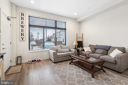 362 Monastery Ave #1F Photo 1