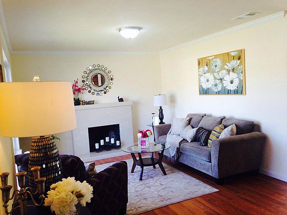 3rd image of 7521 Birkdale Dr