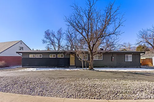 1517 Acacia Dr Photo 1