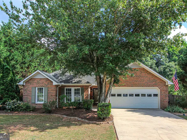 105 Meadow Creek Dr, Athens, GA 30605