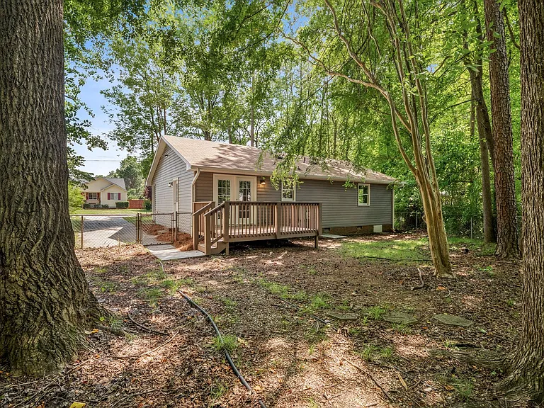 4120 Elmyra Dr — Photo 28