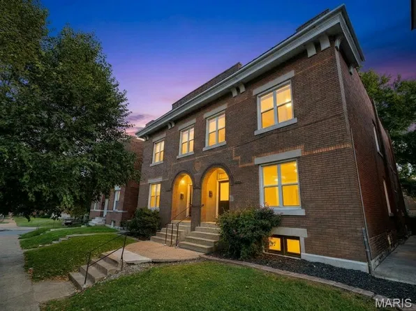 3004-3006 Henrietta St, Saint Louis, MO 63104