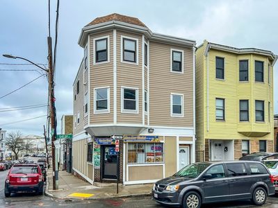 22-24 Shelby St, Boston, MA, 02128