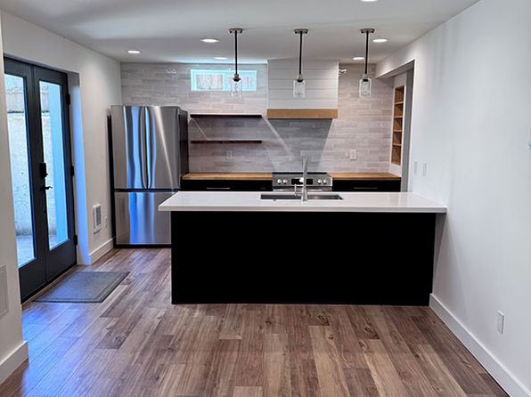 8930 SE 42nd Ave #B, Milwaukie, OR 97222