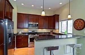 4th image of 1632 N Hudson Ave APT 10