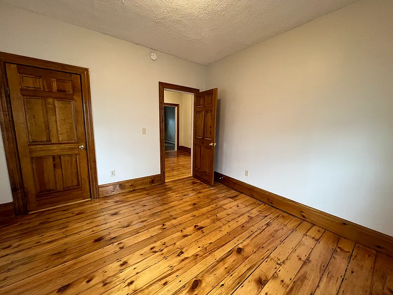 46 Pleasant St #1 — Photo 10