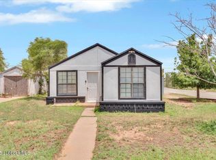 1001 10th St, Levelland, TX 79336