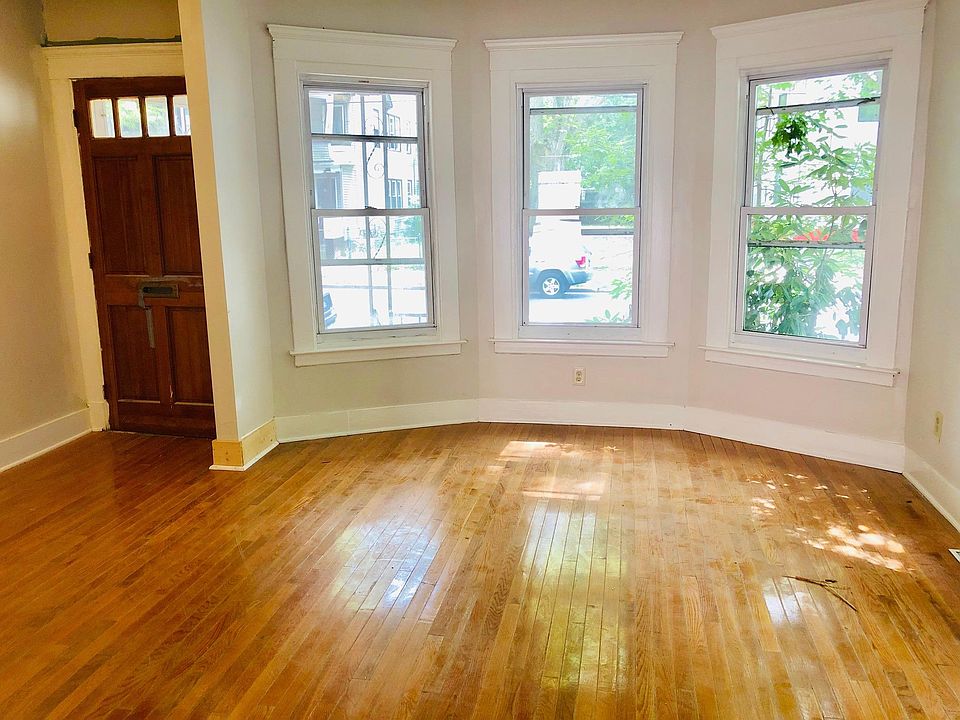 1st image of 73 Bassett St #1