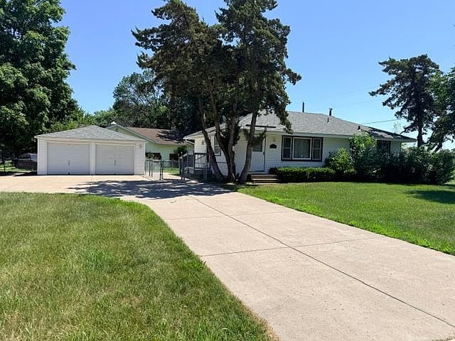 1st image of 12061 Crooked Lake Blvd NW