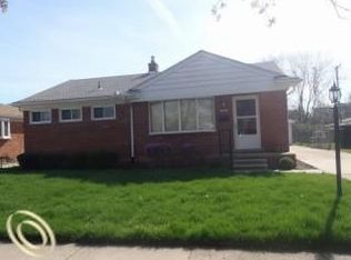 9925 Fox Ave, Allen Park, MI 48101