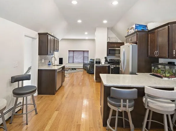 42 Babcock St #2, Quincy, MA 02169