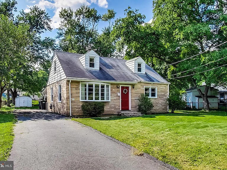 6641 Barrett Rd — Photo 50
