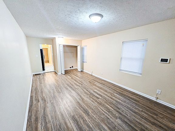 4th image of 2537-2539 E 16th St #1B-1BA-676SQFT