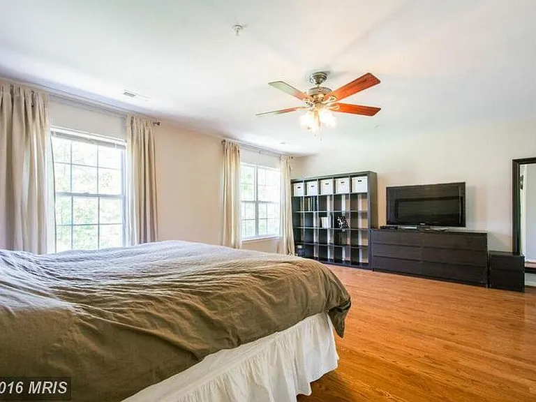 8922 Mallard Ct — Photo 14