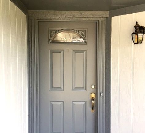 3rd image of 3204 Forest Hill Dr