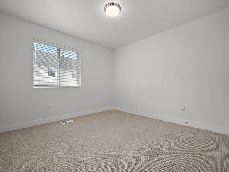 504 N 475 W #504 — Photo 21