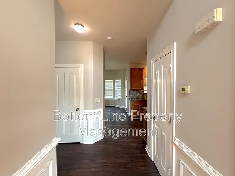 2910 Watercrest Dr NW — Photo 5