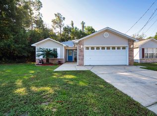 1842 Brick Cir, Fort Walton Beach, FL 32547