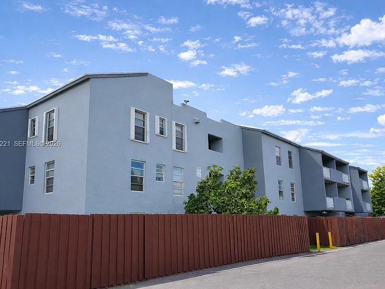 1755 W 60th St #D212 — Photo 1