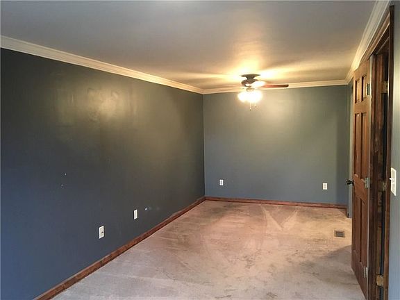 4th image of 530 Turner Dr