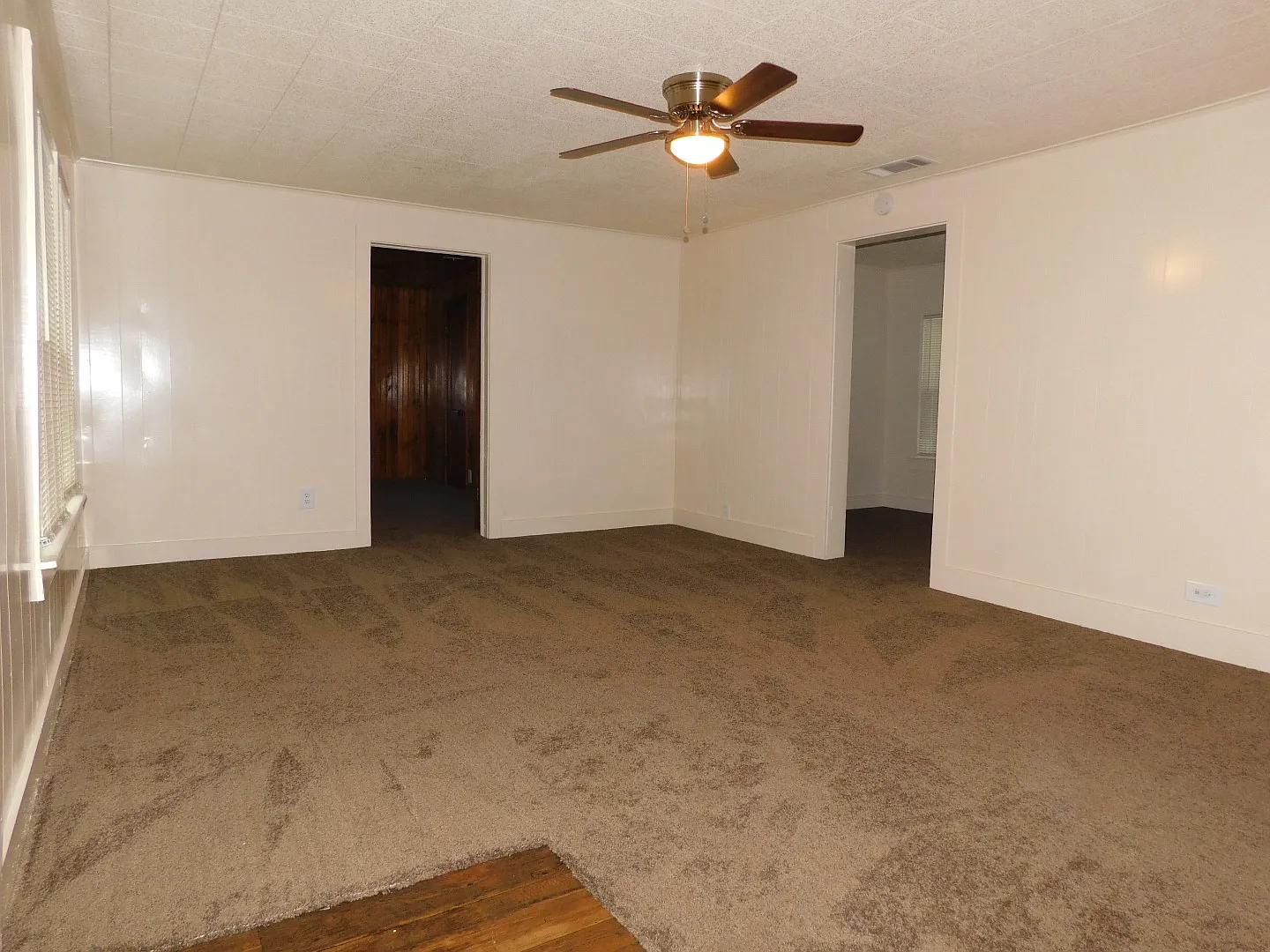 3 bed, 1320 sqft, $1,300 — Photo 3