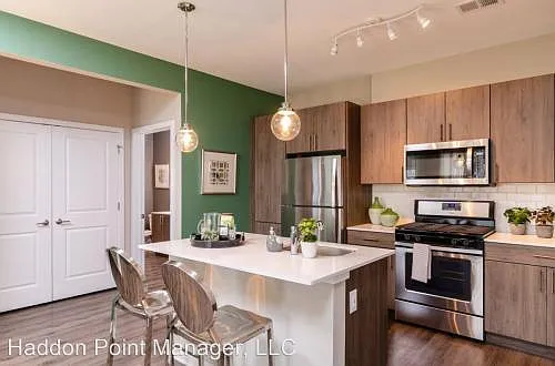 2100 Haddonfield Rd — Photo 14