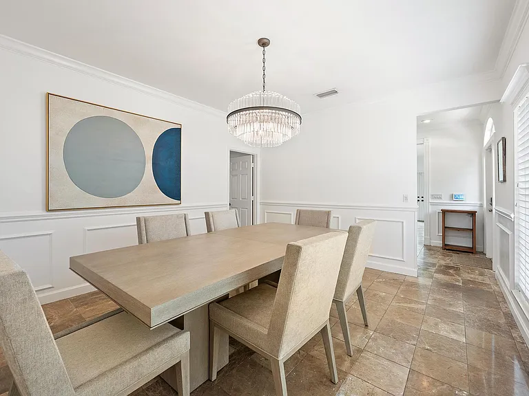 230 Park Ave — Photo 8