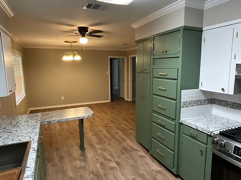 6755 Broadacres Rd — Photo 7