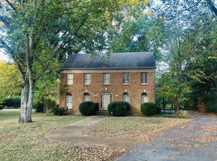 1107 Graymere Manor Rd, Columbia, TN 38401