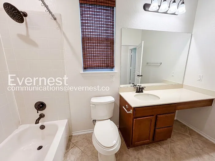 1705 Garamond Ln — Photo 10