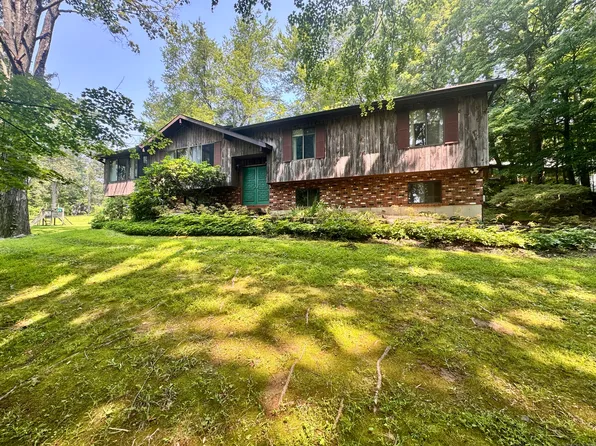 54 East Lake Road, Danbury, CT 06811