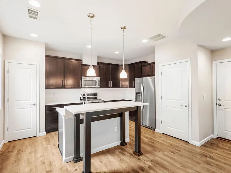 2230 Tamarac St — Photo 5