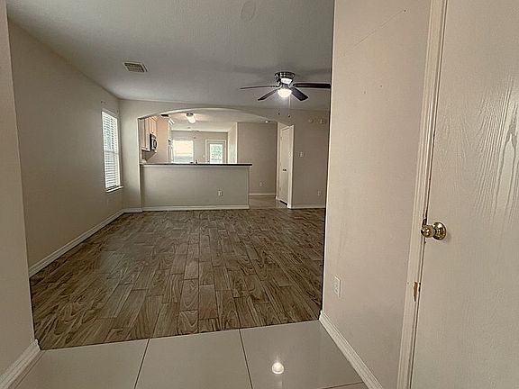 2nd image of 2019 Pine Croft Dr