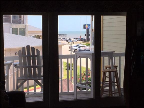 2nd image of 6300 Seawall Blvd Unit 1103