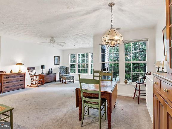 5th image of 2036 Hunting Ridge Dr