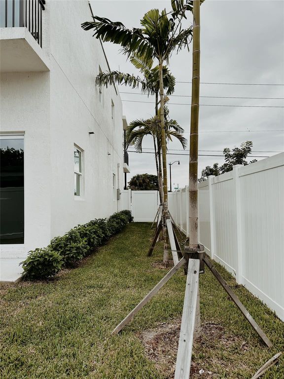 480 NW 27th Ave, photo 7