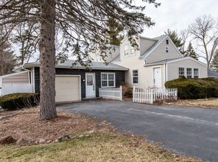 36134 N Helendale Rd, Ingleside, IL 60041