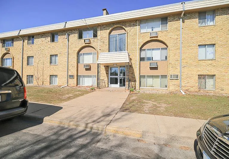 Mechanic Avenue Apartments — Photo 3
